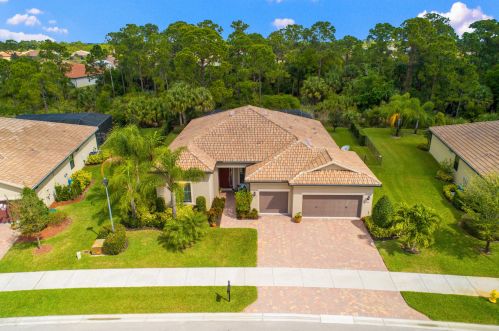 4861 Gossamer Cir, Palm City, FL 34990-1555