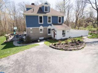 510 Spring Grove Ln, West Chester PA  19382-3545 exterior