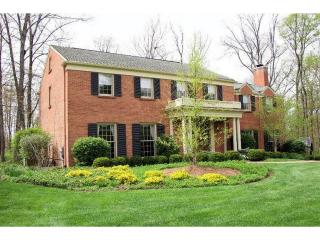 6805 Marblehead Dr, Cincinnati, OH 45243-2711