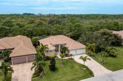 248 Arlington Dr, Placida, FL 33946-2327