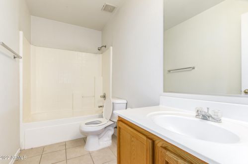 9551 81 Dr, Peoria AZ  85345-3111 exterior