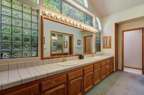 14955 Stinson Dr, Grass Valley CA  95949-6719 exterior