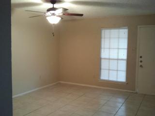 308 Denton Dr, Euless TX  76039-3923 exterior