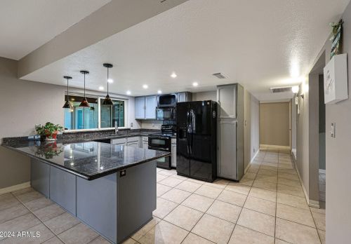 5030 Winchcomb Dr, Scottsdale AZ  85254-2861 exterior
