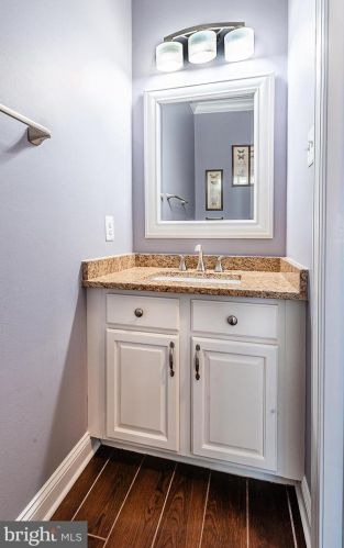 230 Beech Ln, Swedesboro NJ  08085-4034 exterior