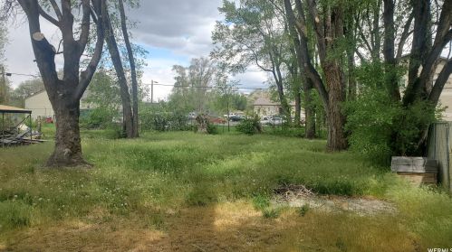 242 7th St, Ogden, UT 84404-4808