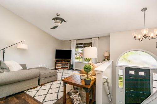 1431 Afton Dr, Florence, KY 41042-8511