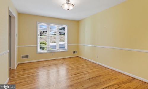 144 Oldbury Dr, Wilmington DE  19808-1420 exterior