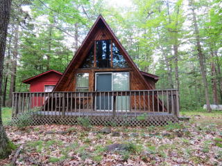 49 Alder St, Jay, NY 12941-2313