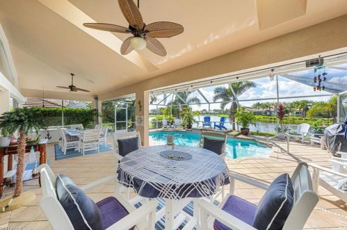 4270 Longshore Way, Naples FL  34119-8894 exterior