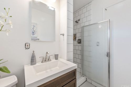 6350 San Rolando Cir, Buena Park CA  90620-3637 exterior