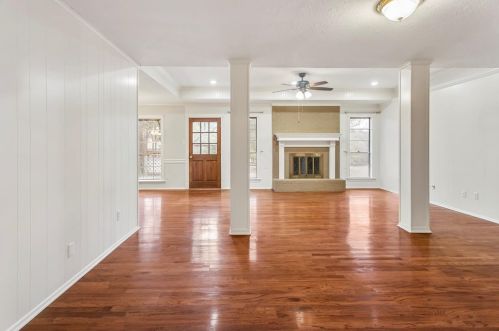 7108 Oak Frst Dr, Bryan TX 77808-6268 exterior