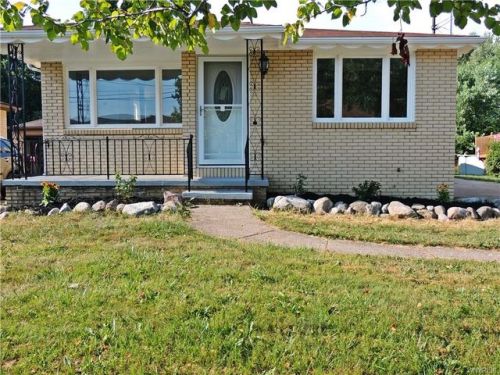 154 Edison St, Buffalo, NY 14218-3623