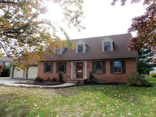 508 Colonial Dr, Upton, PA 17225-9200