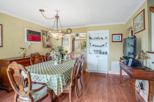 889 Bowling Green Dr, Westbury NY  11590-6103 exterior