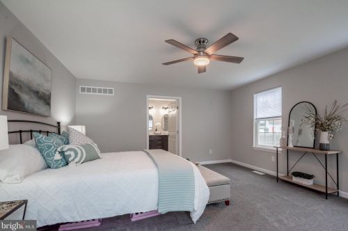 1954 Old Kirkwood Rd, Bear DE  19701-2235 exterior