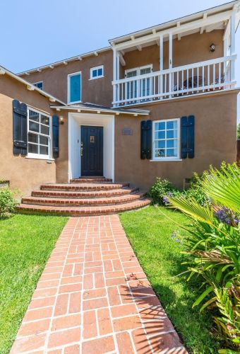 3336 Elliott St, San Diego CA 92106-1326 exterior