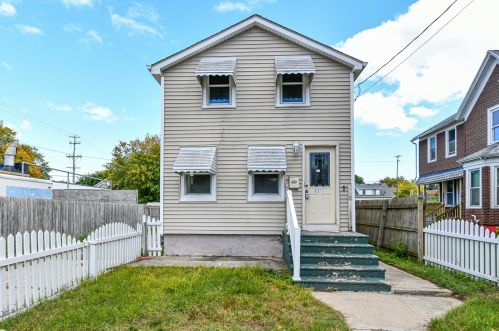 6311 11th Ave, Kenosha, WI 53143-5005