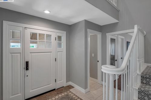 1042 Lomitas Ave, Livermore CA  94550-6436 exterior