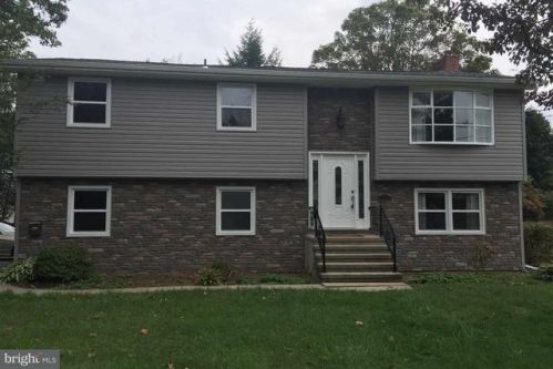 119 Locust St, Camp Hill, PA 17011-6733