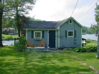 1 Lake Shore Dr, Goshen, CT 06756-1427