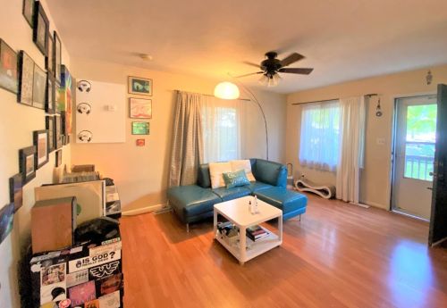 219 Sycamore St, Miami, OH 45056-1331