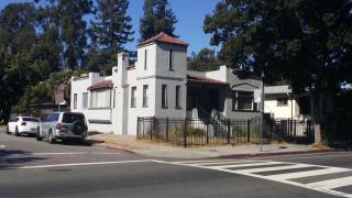 2751 Fruitvale Ave, Oakland, CA 94601-2027