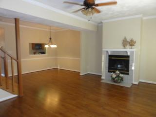 210 Durham Ct, Yorktown VA  23693-4577 exterior