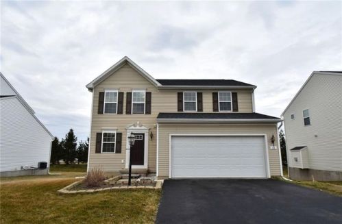 36 Coneflower Dr, West Henrietta, NY