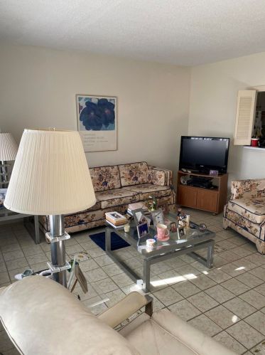 308 Dover A, West Palm Beach, FL 33417-2265