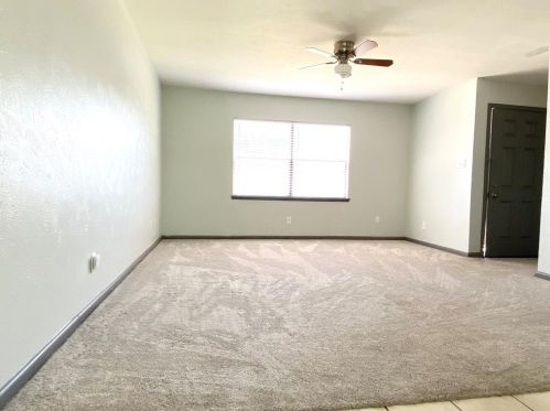2405 Sweetwood Dr, Fort Worth, TX 76131-1303