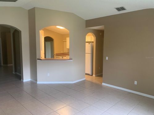 1300 Benton Lake Dr, Deland FL  32724-4100 exterior