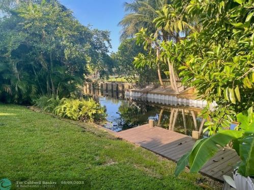 303 Venice Dr, Boynton Beach, FL 33426-3468