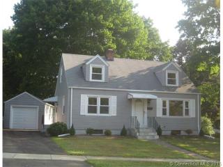 47 Knob Hill Dr, New Haven, CT 06518-2427