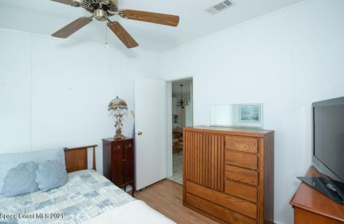 949 Wren Cir, Sebastian FL  32976-7508 exterior