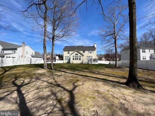 230 Pebble Vly Dr, Dover DE 19904-9469 exterior