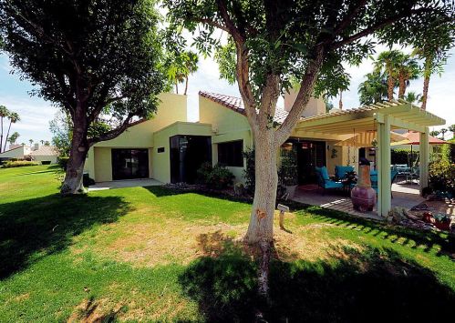 464 Sunningdale Dr, Rancho Mirage CA  92270-1444 exterior
