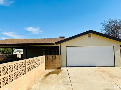 4613 Mccray St, Bakersfield CA  93308-1227 exterior