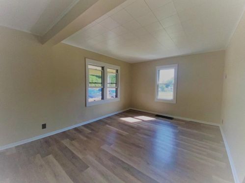 240 Main St, Niagara, WI 54151-9541