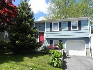 340 Marlborough Ter, Fairfield, CT 06825-4428