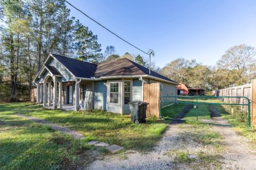 17991 Fm 105, Orange, TX 77630-1150