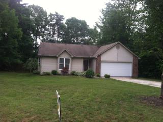 138 Tulip Dr, Crossville, TN 38555-5856