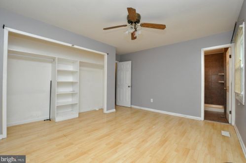 34 Elmire Ln, Willingboro NJ  08046-2307 exterior