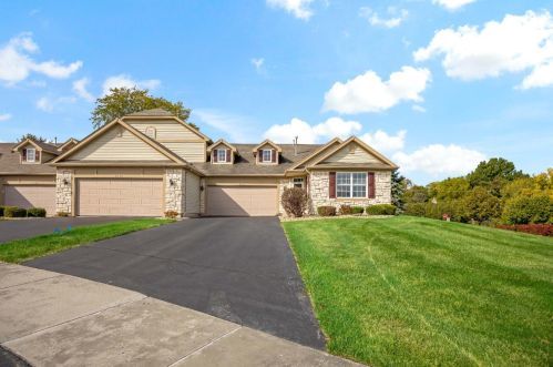 8070 Patterson Ct, Dyer, IN 46311-2585