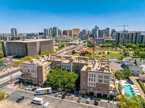 1326 Central Ave, Phoenix AZ 85004-1719 exterior