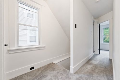 6620 Jackson St, Pittsburgh PA  15206-1764 exterior