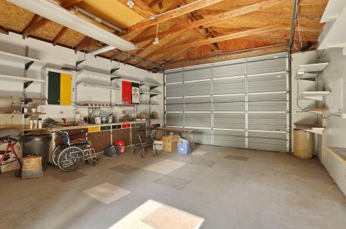 6 Whispering Way, Lodi CA  95242-9563 exterior