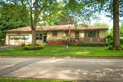813 Clark St, Wiscotta, IA 50233-7719