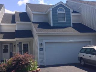 4025 Rivercrest Ct, Milford, PA 18337-9325