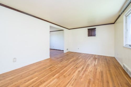 114 Fox Chase Dr, Verona PA  15147-2806 exterior